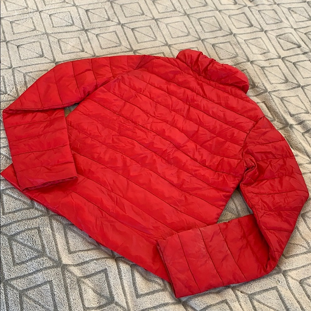❤️ Red Puffer Jacket Size Small ❤️ - Picture 6 of 8